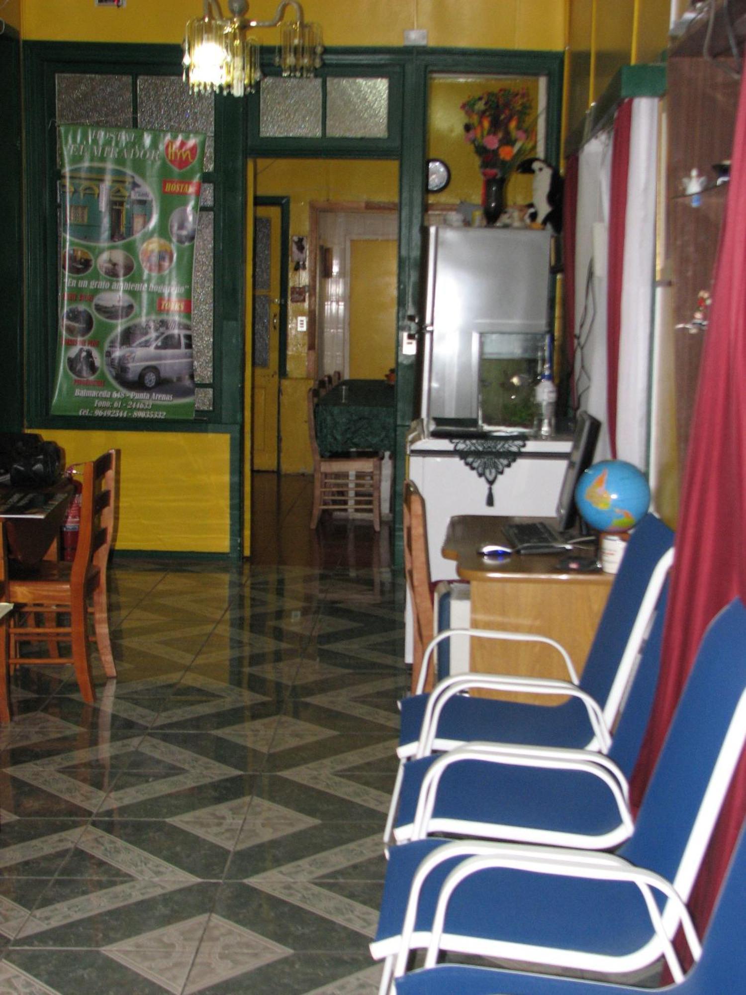 Hostal El Mirador Punta Arenas Exterior foto